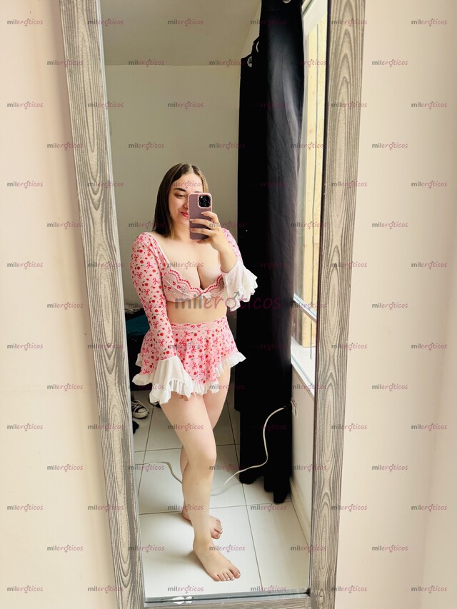 FOTOS DE HERMOSA UBIVERSITARIA LINDA Y DIVERTIDA CON APARTAMENTO PRIVADO