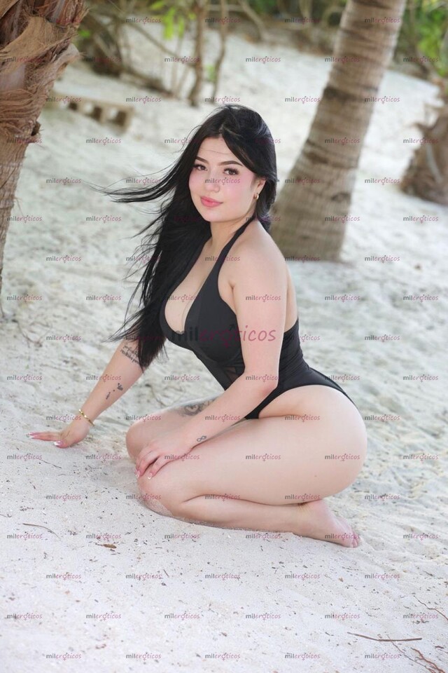 FOTOS DE CARITA HERMOSA.. TETAS Y CULO DE ENSUEÑO!! COLOMBIANA ARDIENTE TIERNITA PARA TI