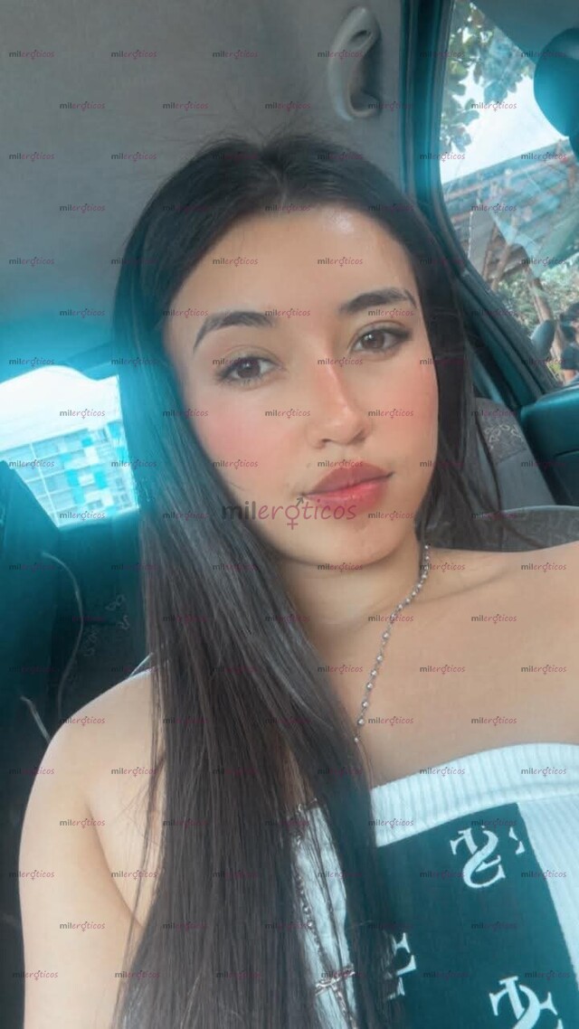 FOTOS DE STEFANY FLACA FOGOSA DE 23 AÑOS CON MUCHO DESEO