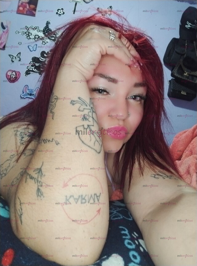 FOTOS DE ADICTA A LA LECHE ENCANTADORA, LA CUAL SE ACOMPAÑA DE UNA FIGURA DIVINA CON