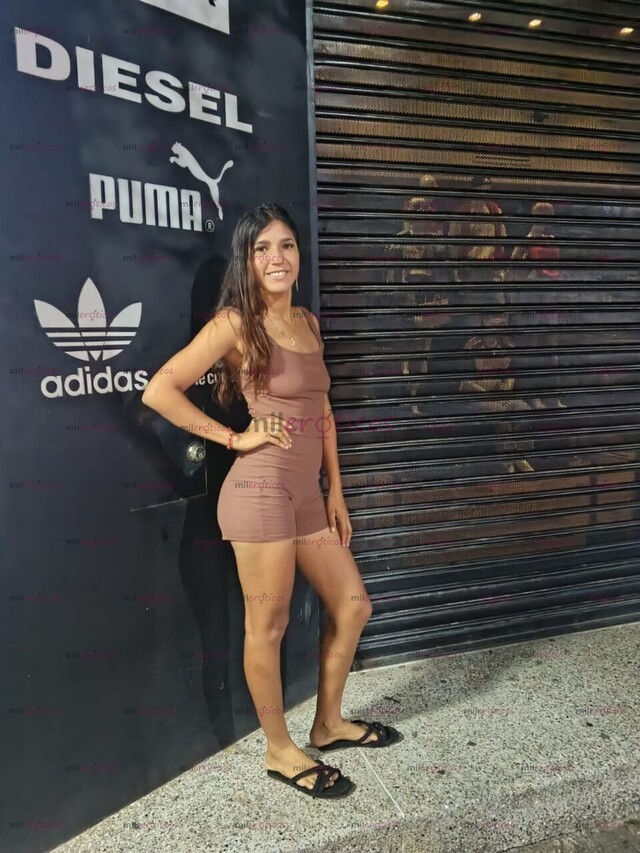 FOTOS DE FLACA HERMOSA RECIÉN LLEGADA A TU CIUDAD DISPUESTA A TODO