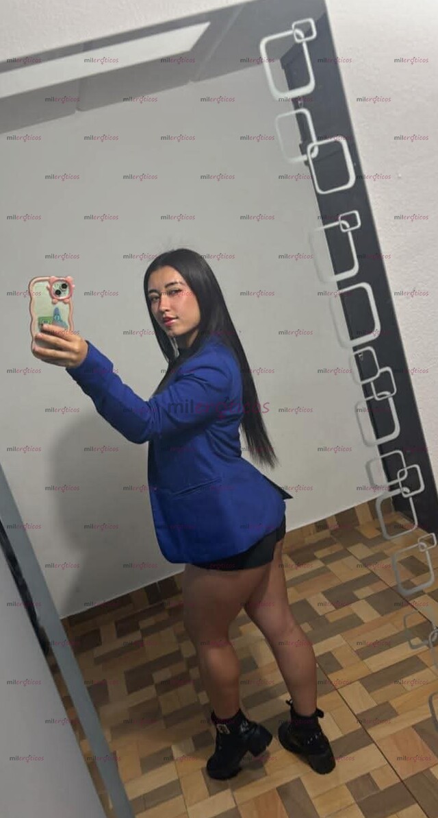 FOTOS DE STEFANY UNA FLACA DE TAN SOLO DE 20 AÑOS RECIEN LLEGADA