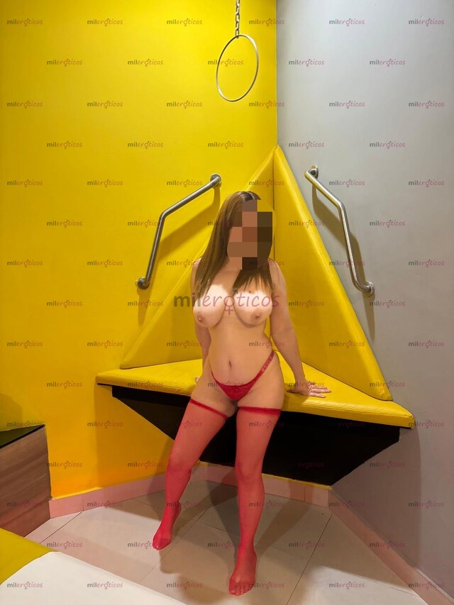 FOTOS DE RICA MILF SEXY TETONA EXPERTA EN NOVATOS Y NERVIOSOS