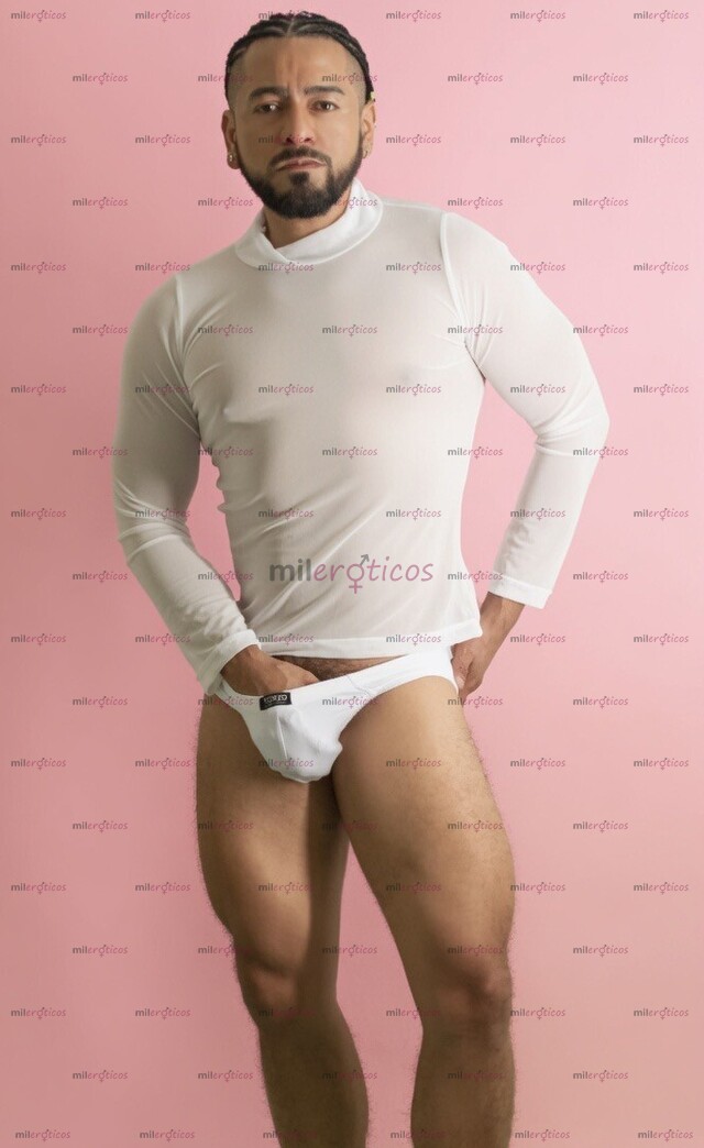 FOTOS DE MACHO MUY VARONIL BARBÓN FIT DE VISITA BUENA VERGA