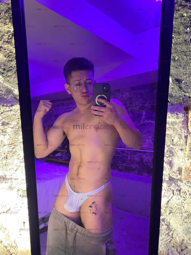 FOTOS DE TWINK, INTER, CL, DIVERTIDO Y COMPLACIENTE