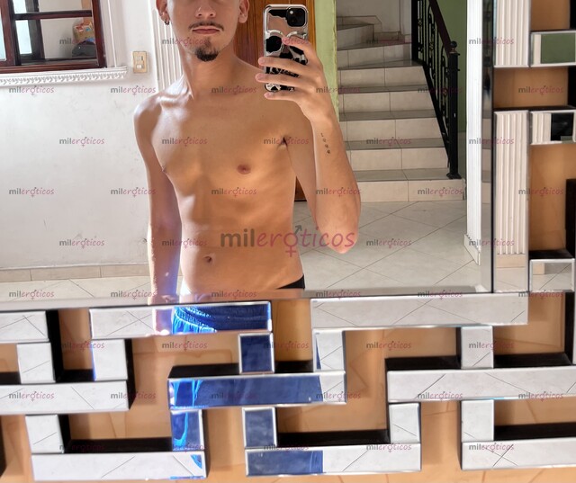 FOTOS DE PASIVO POLLO SERIO MUY DISCRETO CON SITIO CALIENTE Y APRETADO