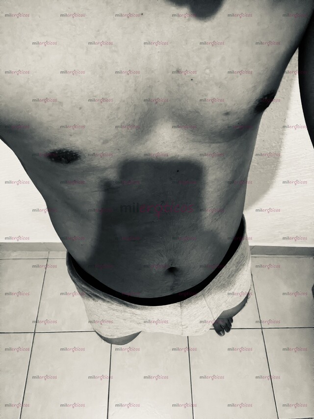 FOTOS DE JOVEN CON GANAS DE PASARLA BIEN Y SIN PRISAS