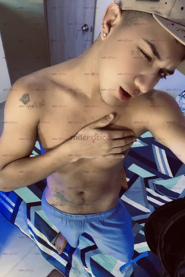 FOTOS DE CHICO MORENO, DISCRETO CALIENTE Y LECHERO