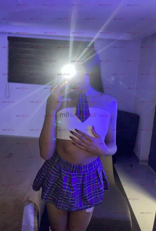 FOTOS DE NIÑITA INTER, SÚPER TIERNA Y CACHONDA LISTA PARA SER PENETRADA