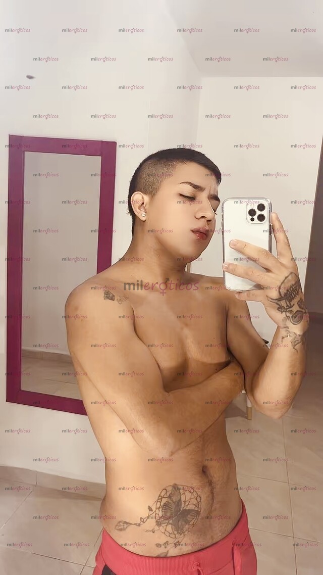 FOTOS DE CHICO MORENO, DISCRETO CALIENTE Y LECHERO