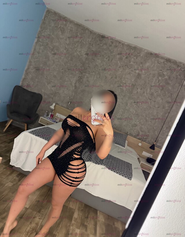 FOTOS DE PAULINA HERMOSA PELINEGRA POR PRIMERA VEZ EN MEDELLÍN. FOTOS REALES.. POCOS DÍAS