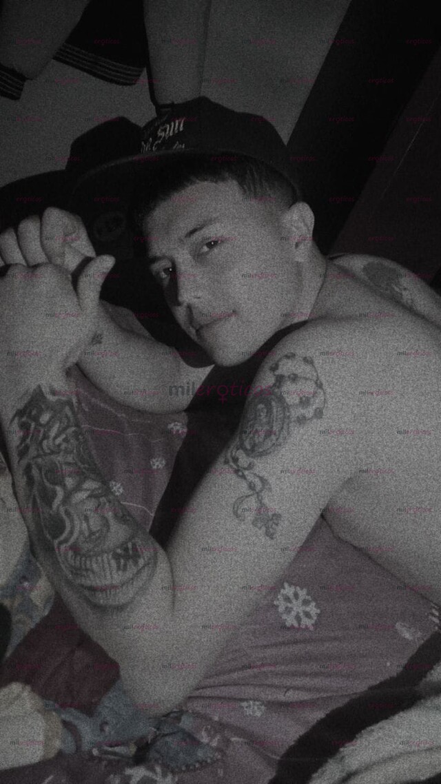 FOTOS DE UNIVERSITARIO GAY, 24 AÑOS VERGON LECHERO BISEXUAL