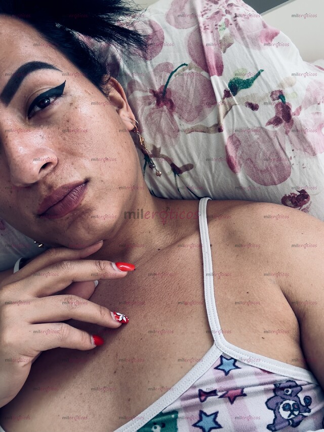 FOTOS DE DE REGRESO Y DISPONIBLE PARA TODOS USTEDES CHICA CACHONDA