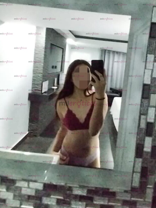 FOTOS DE CHICA JOVEN. Y FLAQUITA. DISPONIBLE PARA TI.