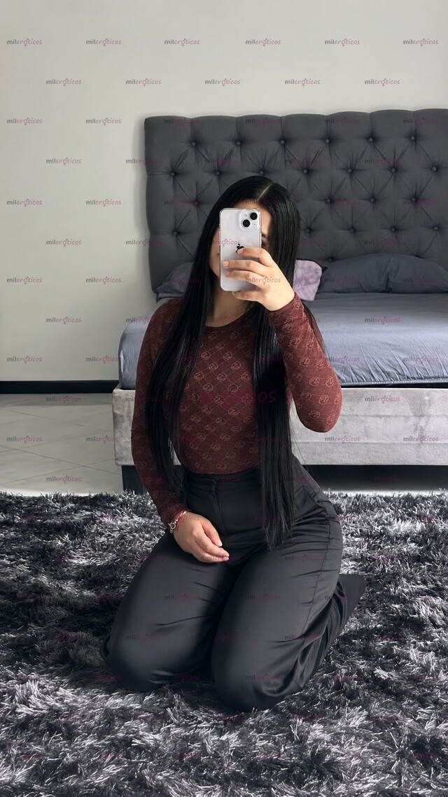 FOTOS DE JULIANA, CHICA DE TETAS GRANDES MUY CACHONDA, TE HAGO UNA RUSA DELICIOSA