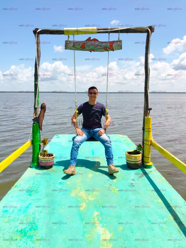 FOTOS DE SOY UN CHICO AL CUAL LE GUSTA DIVERTIRSE AL MAXIMO