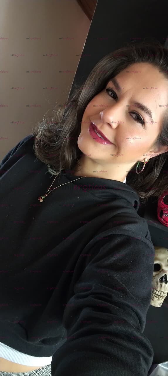 FOTOS DE FER MUJER RICA CON GANAS DE TERMINARTE DE CRIAR.................................