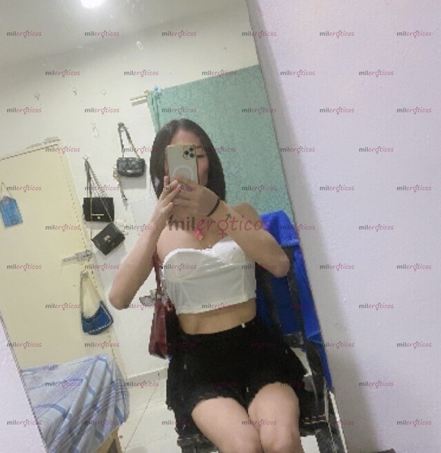 FOTOS DE HOLA PAPI, SOY CRISTAL, TU PUTITA DE 18 AÑOS EN TU CIUDAD