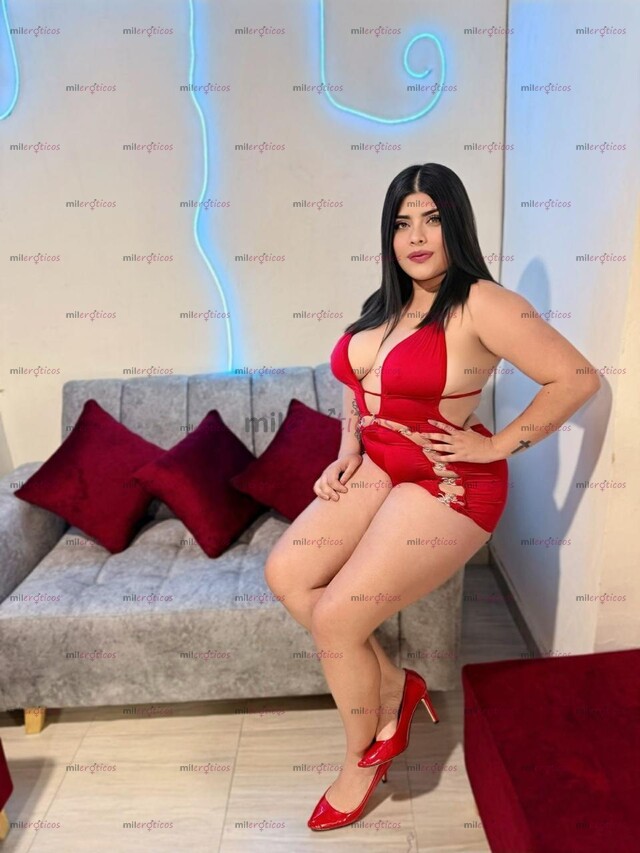 FOTOS DE LA CHICA QUE OFRECE LA MEJOR PAJA RUSA DE TU VIDA, UNA COLOMBIANA BIEN FEMENINA
