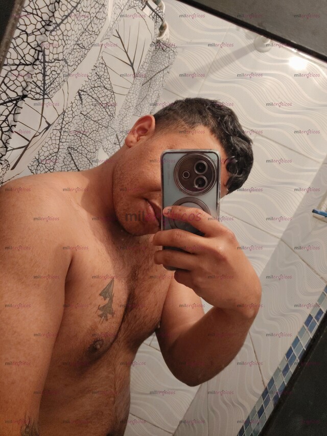 FOTOS DE HOLA MUCHO GUSTO MI NOMBRE ES DAVID Y VENGO A CUMPLIR TUS FANTASÍAS