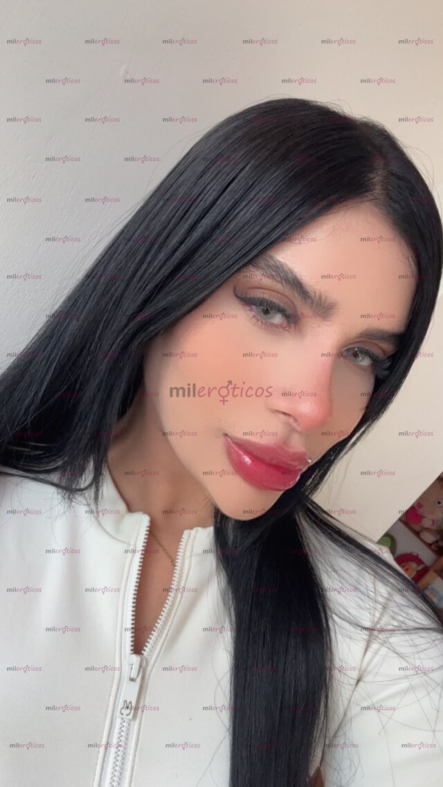 FOTOS DE NUEVA POCOS DIAS PELINEGRA ARDIENTE LUXURY CON UNA CARITA HERMOSA