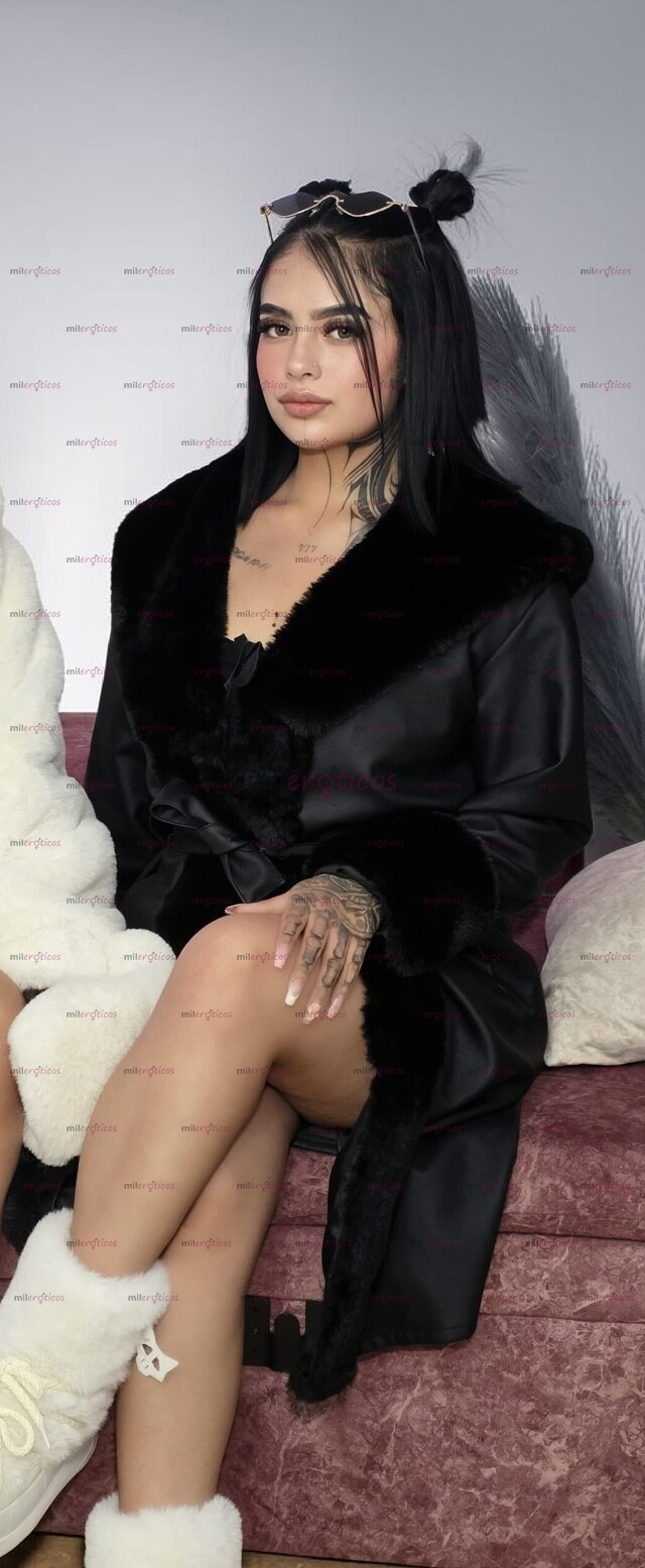 FOTOS DE TIFANY CHICA TETONA TATUADA CON GANAR DE HACERTE VENIR