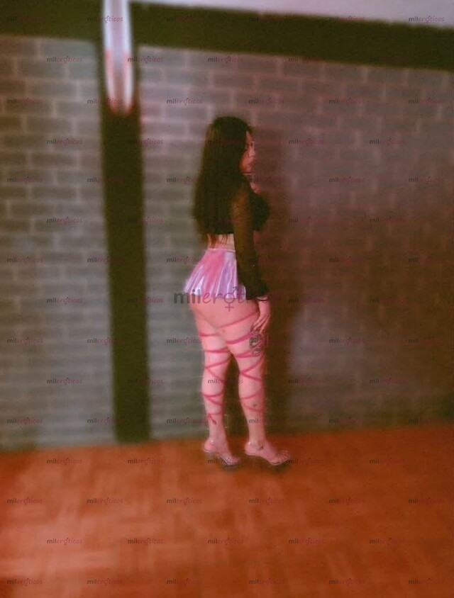 FOTOS DE CALIENTE, JOVEN, APRETADITA Y LISTA PARA CUMPLIR TODAS TUS FANTASIAS