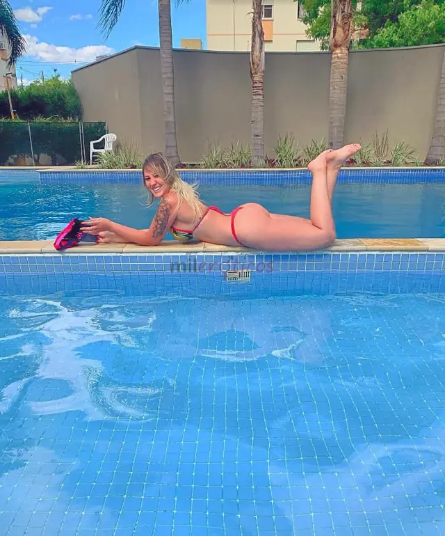 Muito prazer sou a maria luisa uma linda acompanhante independente feminina gaucha para deliciosos momentos de prazer casais e eles com local discreto...
