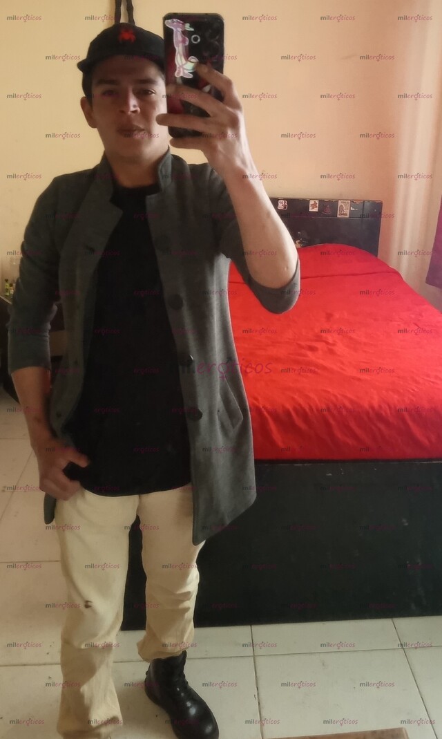 FOTOS DE CABALLERO HOMBRE HETERO EDUCADO, RESERVADO Y ATENTO DISPONIBLE PARA LA CREAR XXX