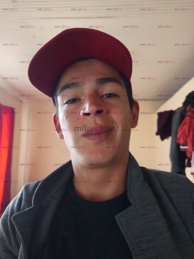 FOTOS DE CABALLERO HOMBRE HETERO EDUCADO, RESERVADO Y ATENTO DISPONIBLE PARA LA CREAR XXX