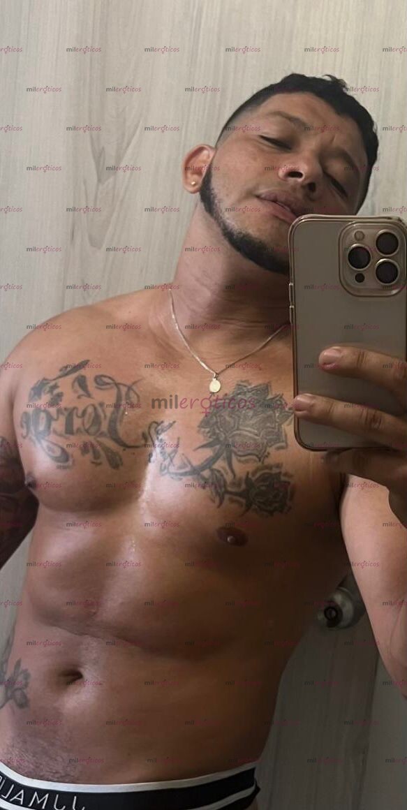 FOTOS DE MACHO VERGON CON VERGA GRANDE GRUESA FULL LECHERO DE VISITA AQUI CON APARTAMENTO