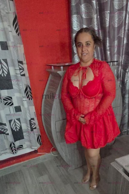FOTOS DE MILF GORDIBUENA LISTA PARA CUMPLIR TUS FANTASIAS CON UNA MADURA