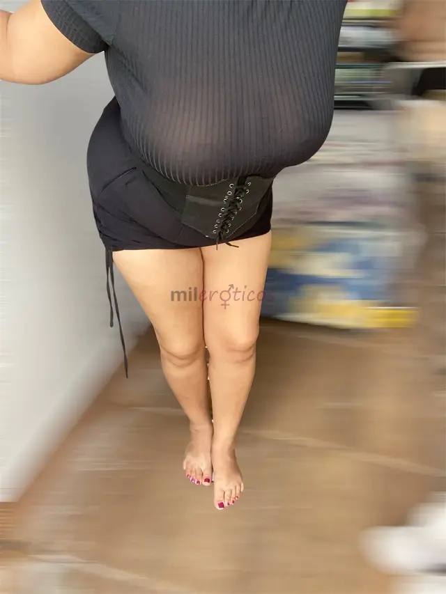 Faco videochamadas estou a mais de 5 anos trabalhando com o virtual tambem tenho videos mostrando tudo sozinha videos para gosta foto personalizada eu...