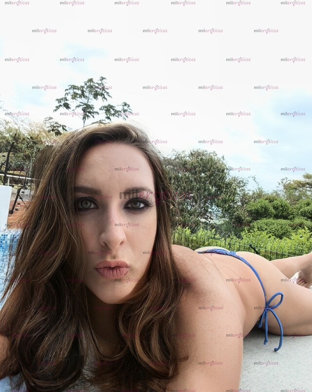 FOTOS DE DANIELLE PLACER REAL Y DISCRECIÓN ABSOLUTA