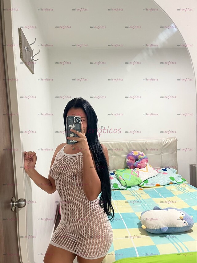 FOTOS DE HERMOSA COLOMBIANA CON VAGINA APRETADITA MOJADITA Y HUESITO TALLADOR POCOS DÍAS