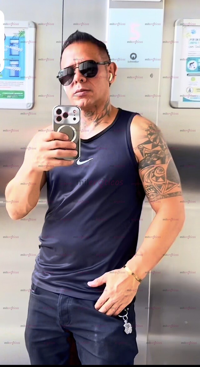 FOTOS DE 100% VARONIL MASAJISTA ACTIVO CON SITIO PRIVADO BUENA ATENCIÓN