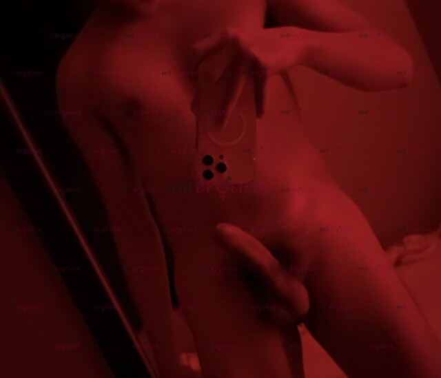 FOTOS DE JOVEN DELGADO NADA AFEMINADO DISPUESTO A COMPLACER