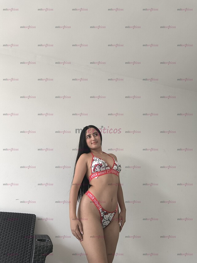 FOTOS DE LUNA FLACA INDEPENDIENTE CON LINDO ROSTRO CON EXCELENTE DISPOSICION