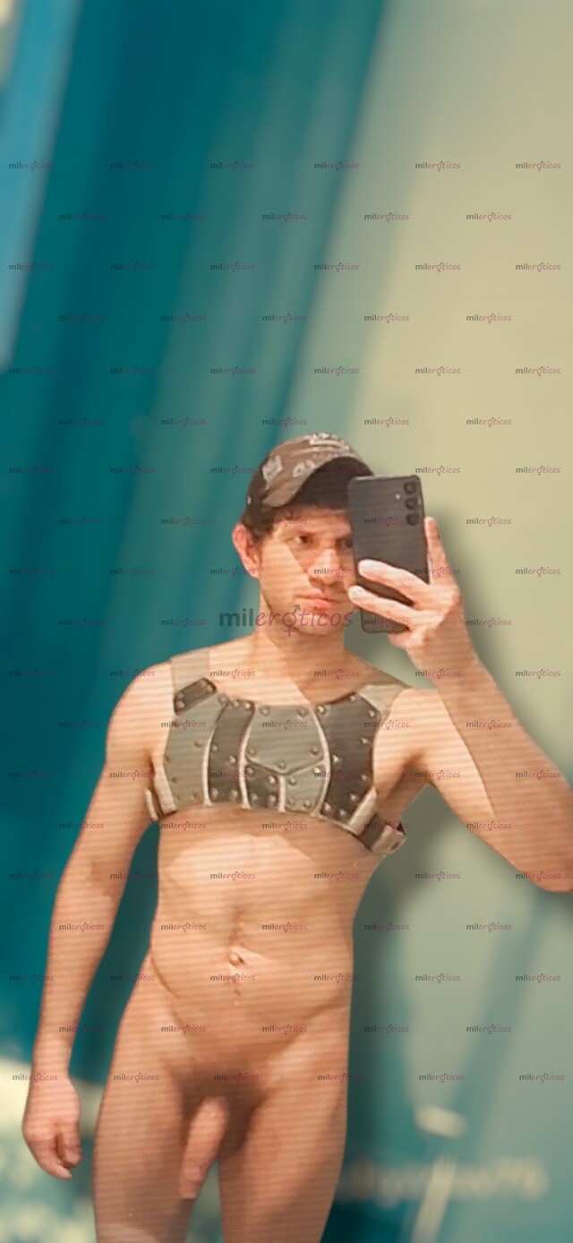 FOTOS DE CHICO NORMAL, PILAS ( NO SOY GUAPO), PERO SI AMABLE Y CERDO CUANDO AMERITA