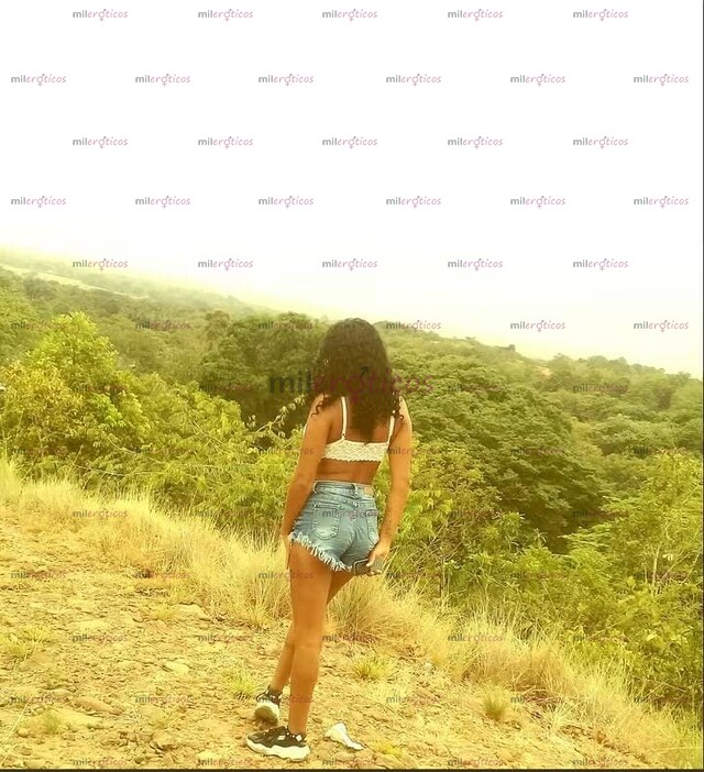 FOTOS DE LLEGO MÓNICA A TU CIUDAD TU CUQUITA APRETADITA CON UN ORAL