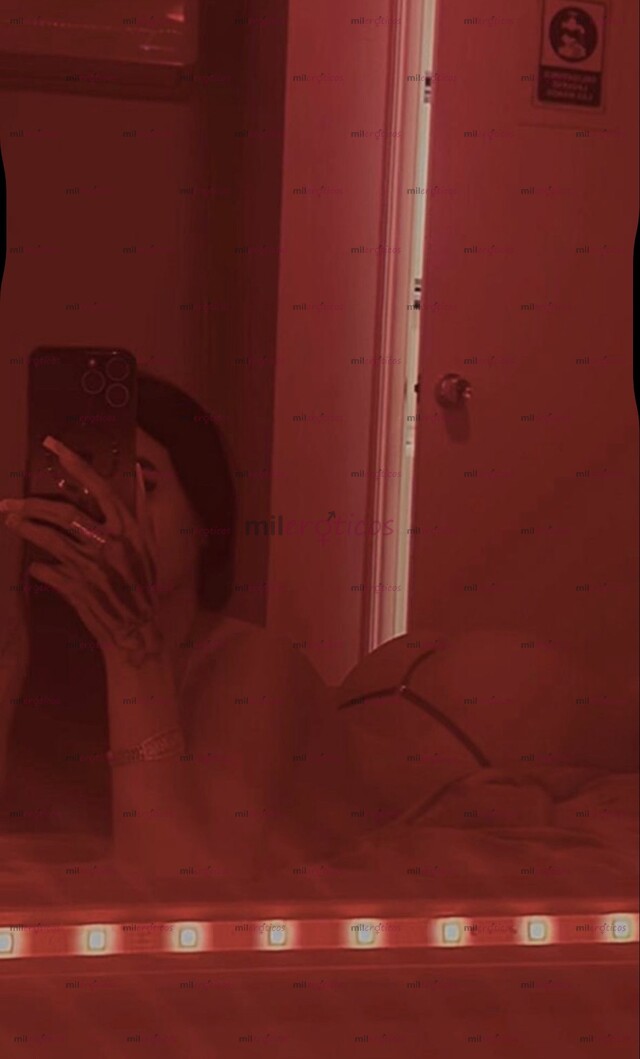 FOTOS DE LINDA FLAQUITA DE 18 AÑOS, LISTA PARA COMPLACERTE ,HÁBLAME!