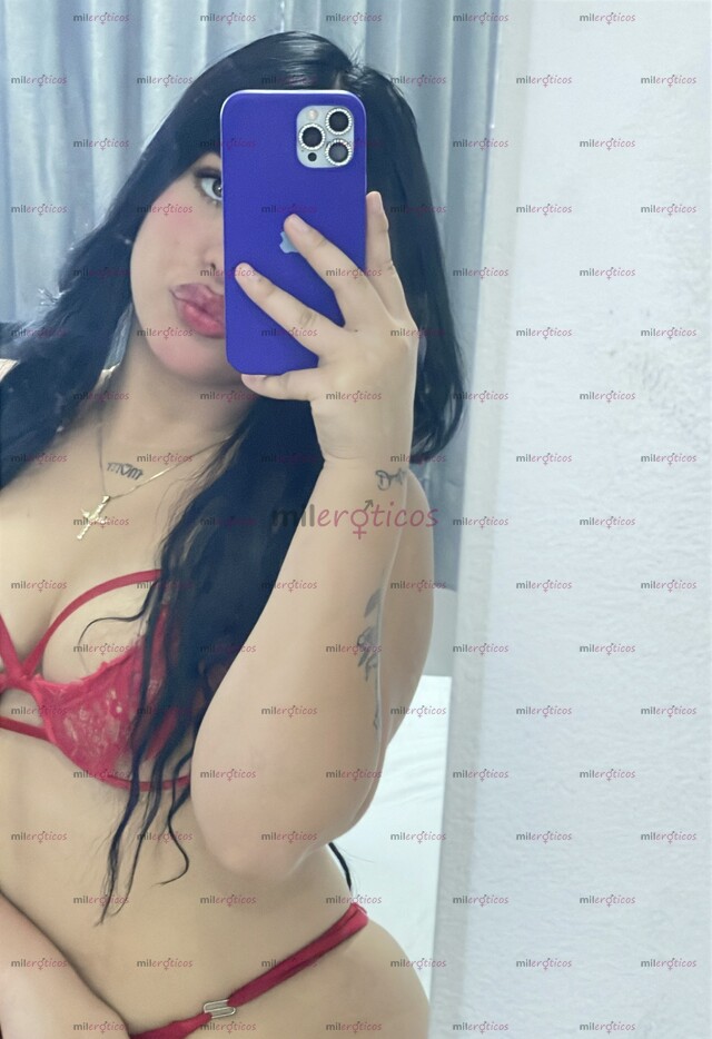 FOTOS DE SALOMÉ PELI NEGRA BLANQUITA LACTANTE NUEVA EN TU CIUDAD