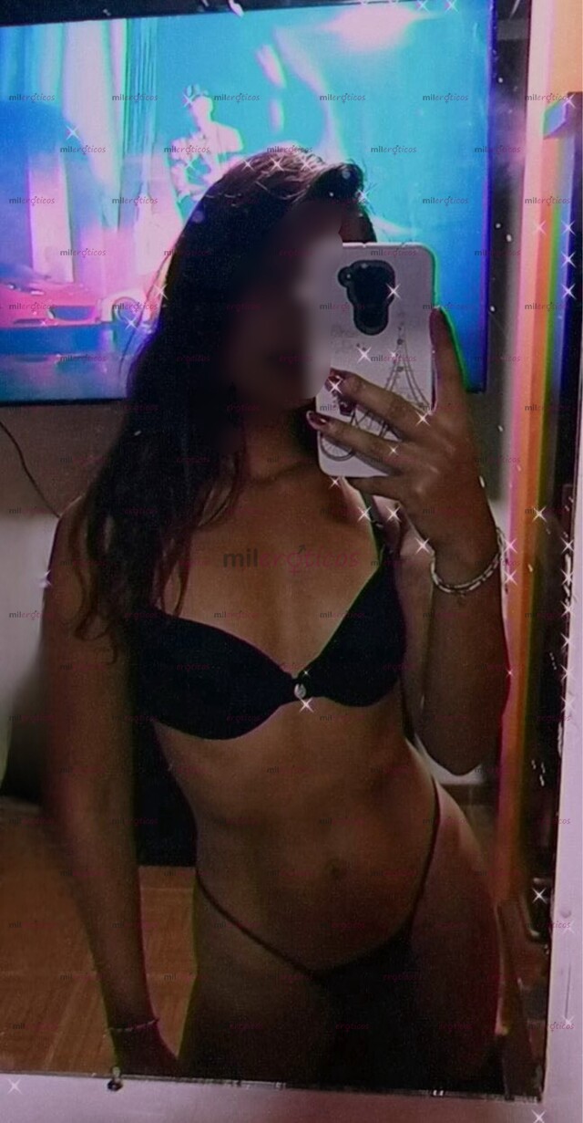 FOTOS DE FLACA HERMOSA CON CUERPO NATURAL COMPLACIENTE