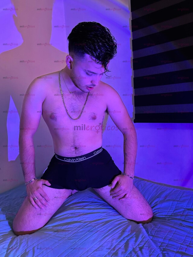 FOTOS DE CHICO VERSÁTIL, 20 AÑOS CON GRAN TRASERO, DIVERTIDO, MORBOS, PERBERTIDO Y HOT