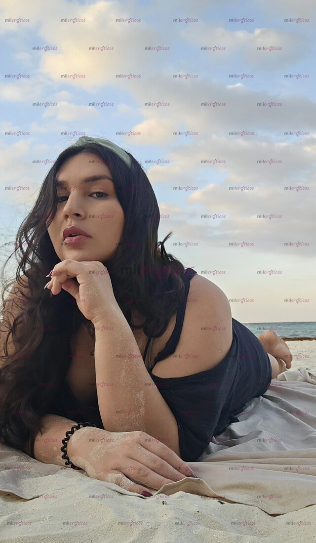 FOTOS DE CHICA CURVY, NALGONA, BONITA Y MUY JUGUETONA,