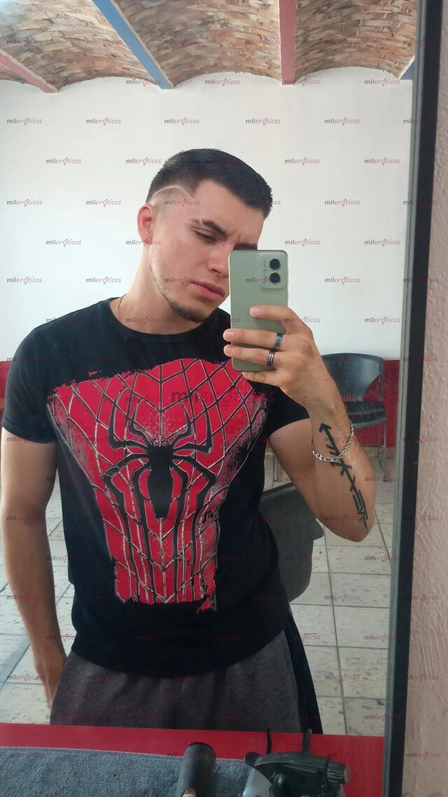 FOTOS DE SOY LEÓN, APASIONADO Y DINÁMICO,SOLO MUJERES, NO TE VAS ARREPENTIR