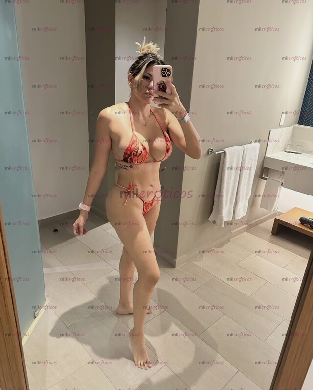 FOTOS DE SOY NICOLLE RUBIA MILF VOLUPTUOSA ,,TU MASAJISTA ERÓTICA Y SENSUAL .
