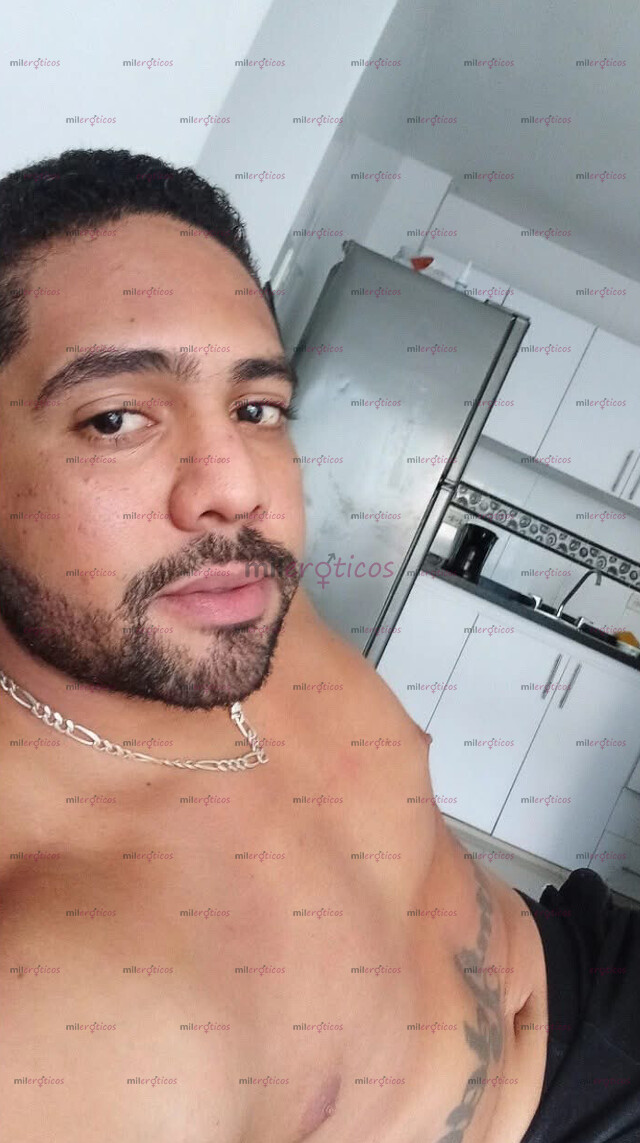 FOTOS DE GIGOLÓ EXCLUSIVO SOLO PARÁ PERSONAS SOLVENTES DISPONIBLE EN TU CIUDAD