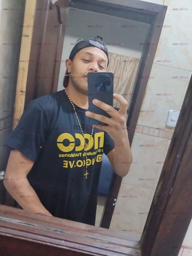 FOTOS DE CALEÑO RECIÉN LLEGADO DISPUESTO A COMPLACERTE EN TODAS TUS FANTASÍA Y FETICHES