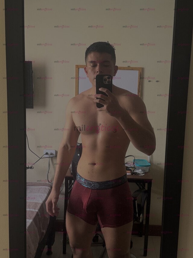 FOTOS DE HEY! AQUÍ MAX, CHICO ALEGRE, CONFIABLE Y DIVERTIDO, VEN!
